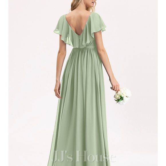 Elegant Bridesmaid Green Maxi Dress - Picture 2 of 4